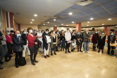 Photos des personnes présente à la cérémonie des voeux - Agrandir l'image 2 sur 3, fenêtre modale