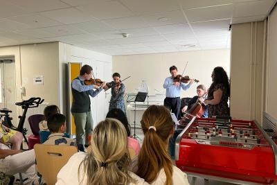 Quatuor Girard en pédiatrie - Agrandir l'image 2 sur 3, fenêtre modale