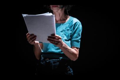 Atelier théâtral suivi par des femmes victimes de violences pris en charge au sein de la Maison Mazarine du Centre Hospitalier d'Avignon - Agrandir l'image, fenêtre modale