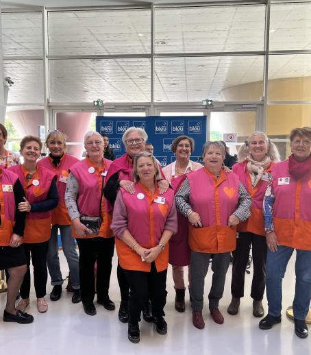 Equipe bénévole de l'Association Les Blouses Roses